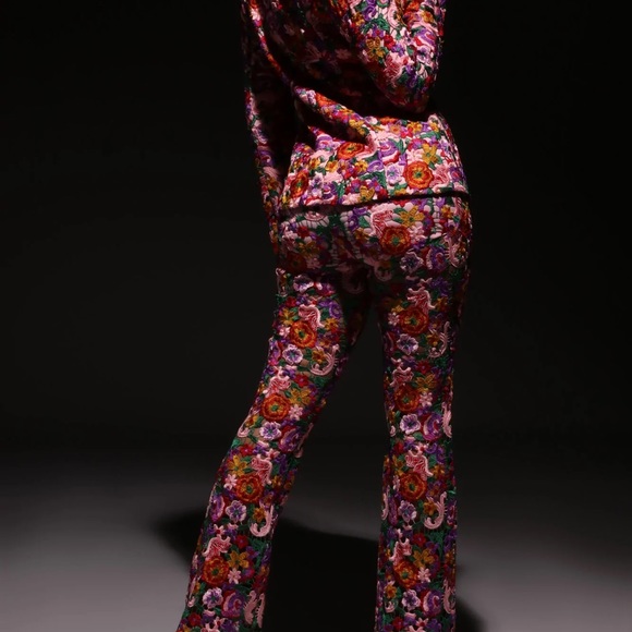 Fashion Nova Aubrey Floral Pant - Picture 3 of 3